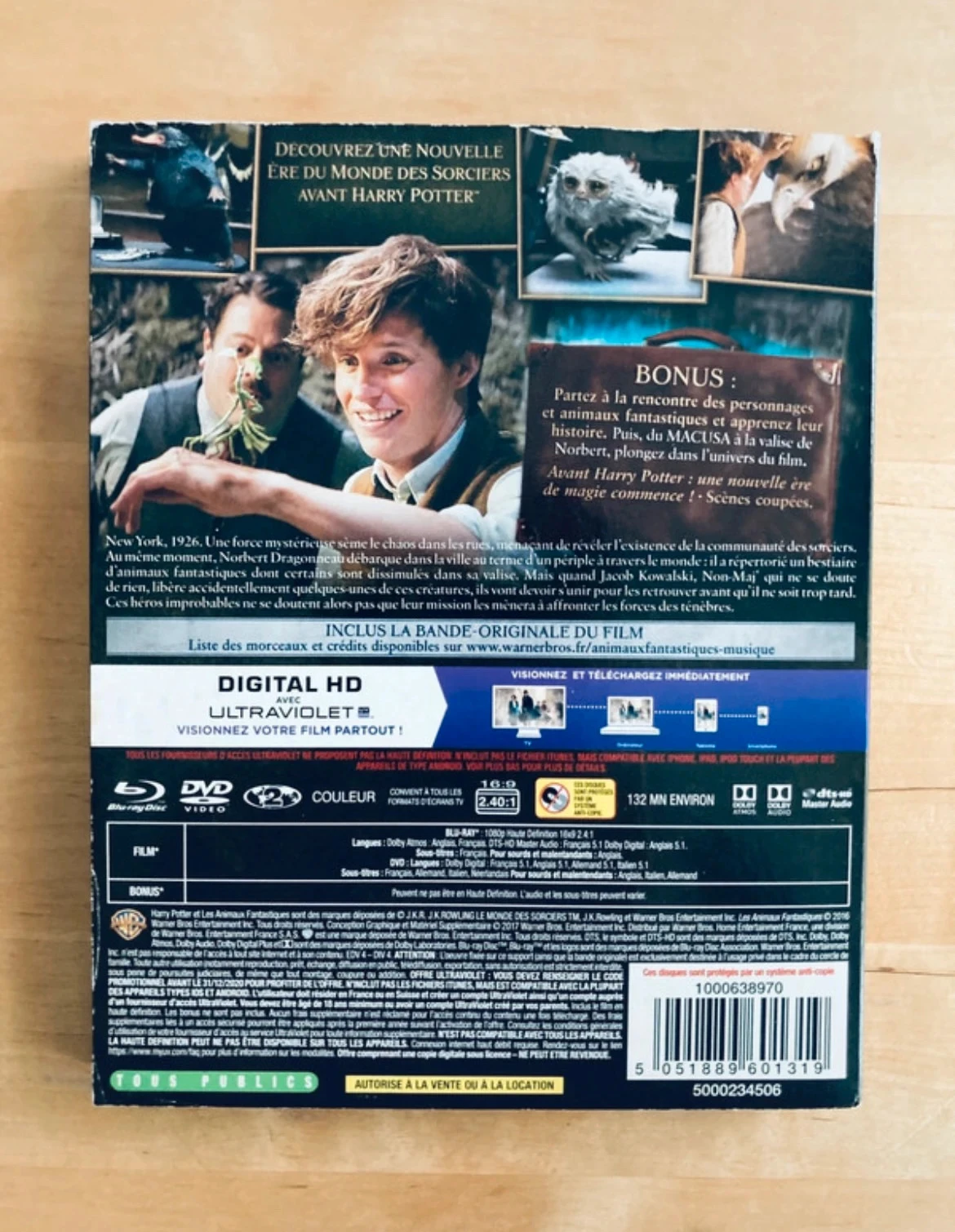 Combo Blu-ray DVD Los animales fantásticos. – photo 2